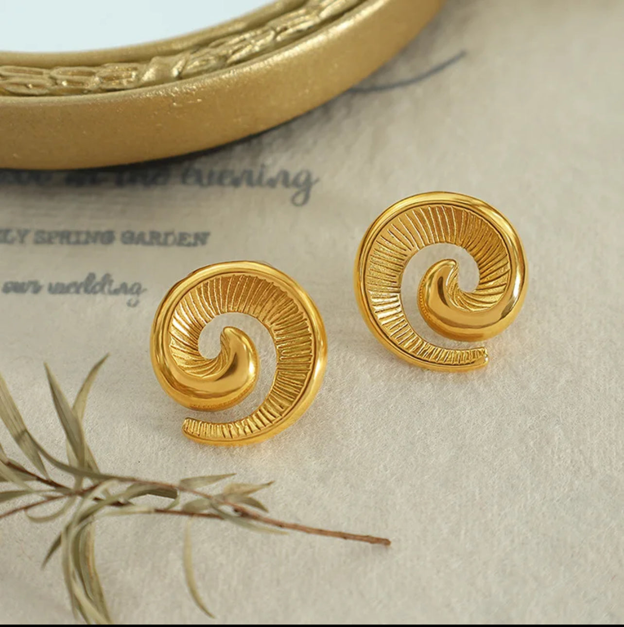 Spiral Shell Stud